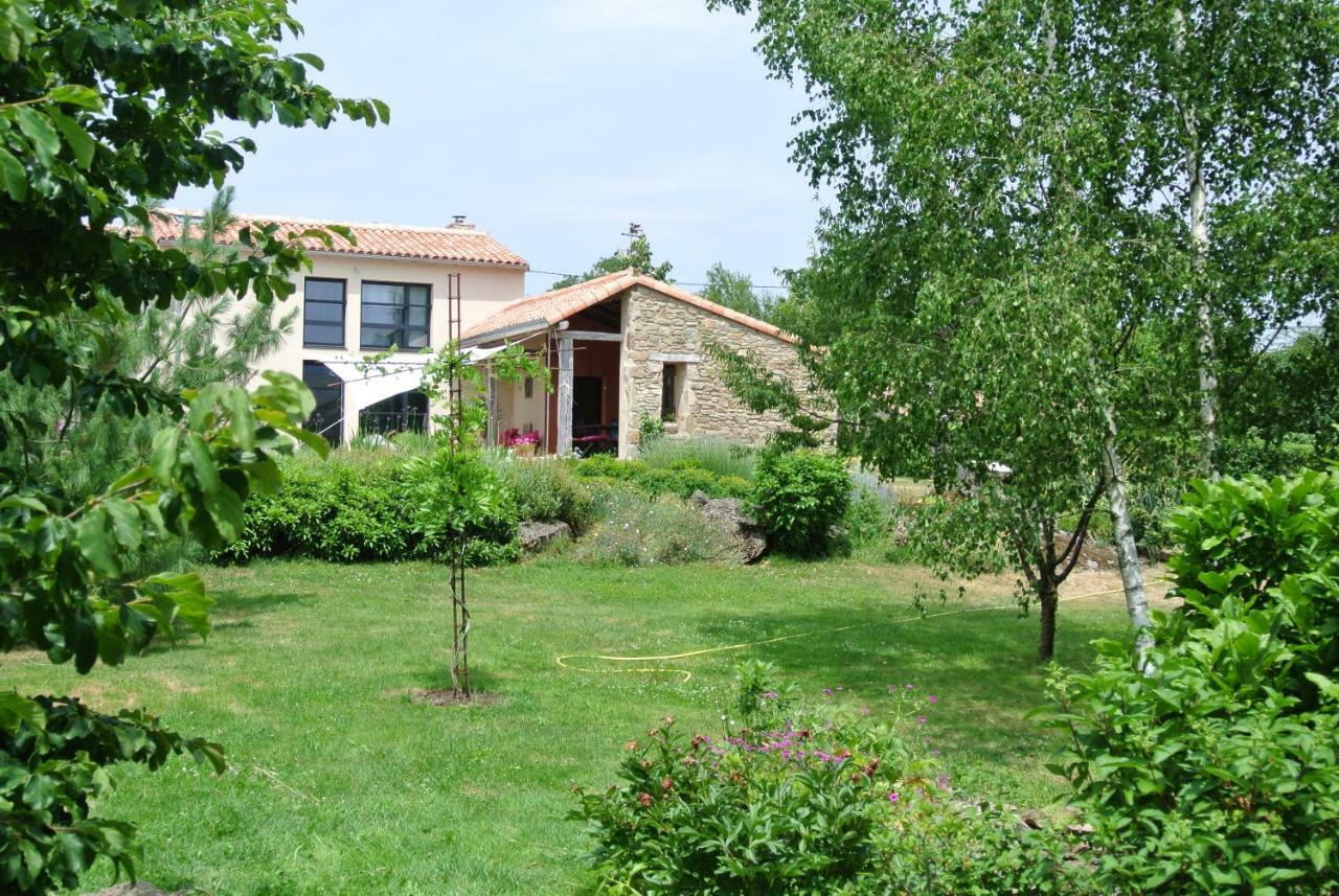 Les Epis Du Vent Bed & Breakfast Adilly Exterior photo