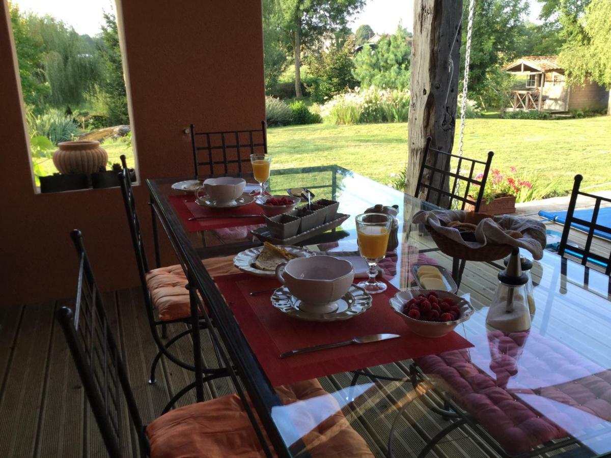 Les Epis Du Vent Bed & Breakfast Adilly Exterior photo